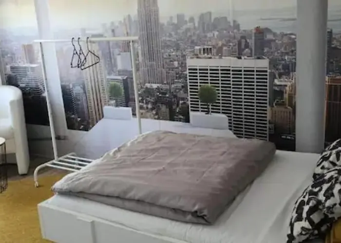 Schoene In Apartment