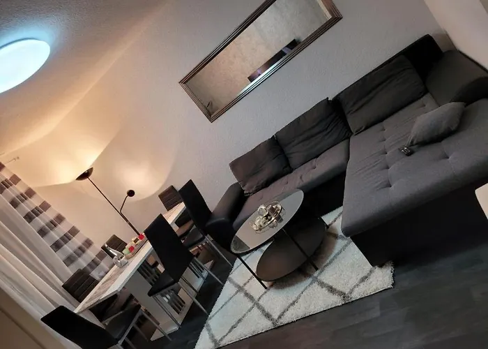 Schoene In Apartment